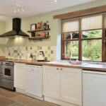 Coachmans Cottage Rowden (130)