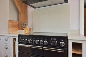 Church Cottage Swainshill (24)