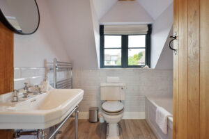 Church Cottage Swainshill (40)